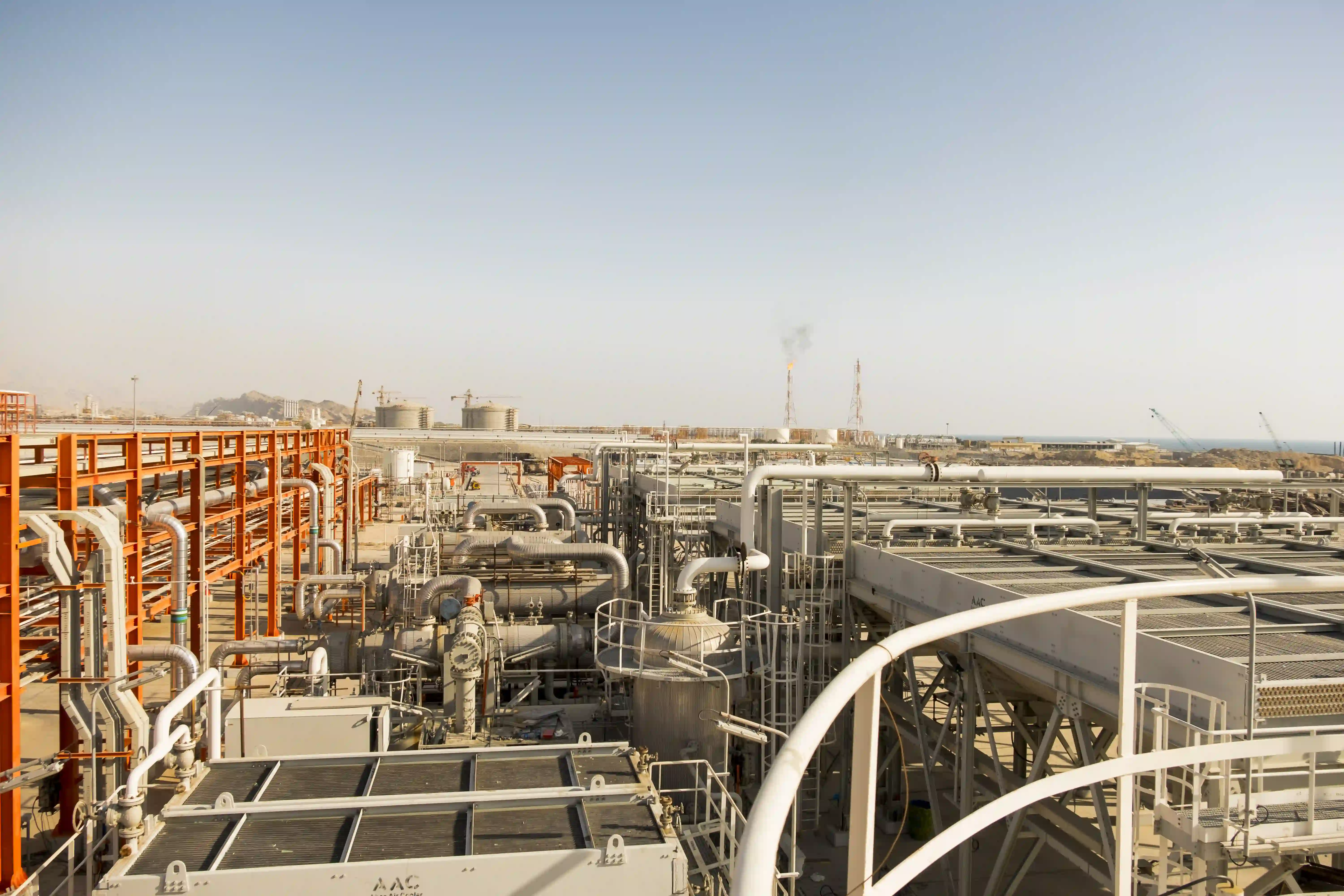 EPC چیست؟ مدل اجرای یکپارچه پروژههای صنعتی