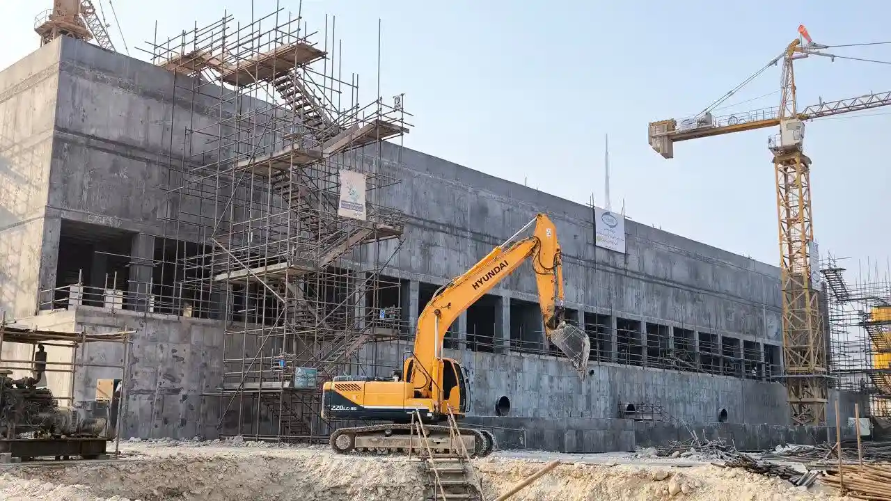 ماشین آلات خاکبرداری