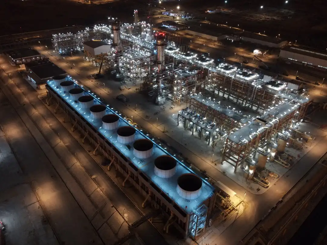 کولینگ تاور Cooling Tower در پروژه پتروپالایش کنگان